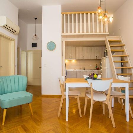 Apartment Dora Near Sea And Center With Private Garage 波雷奇 外观 照片