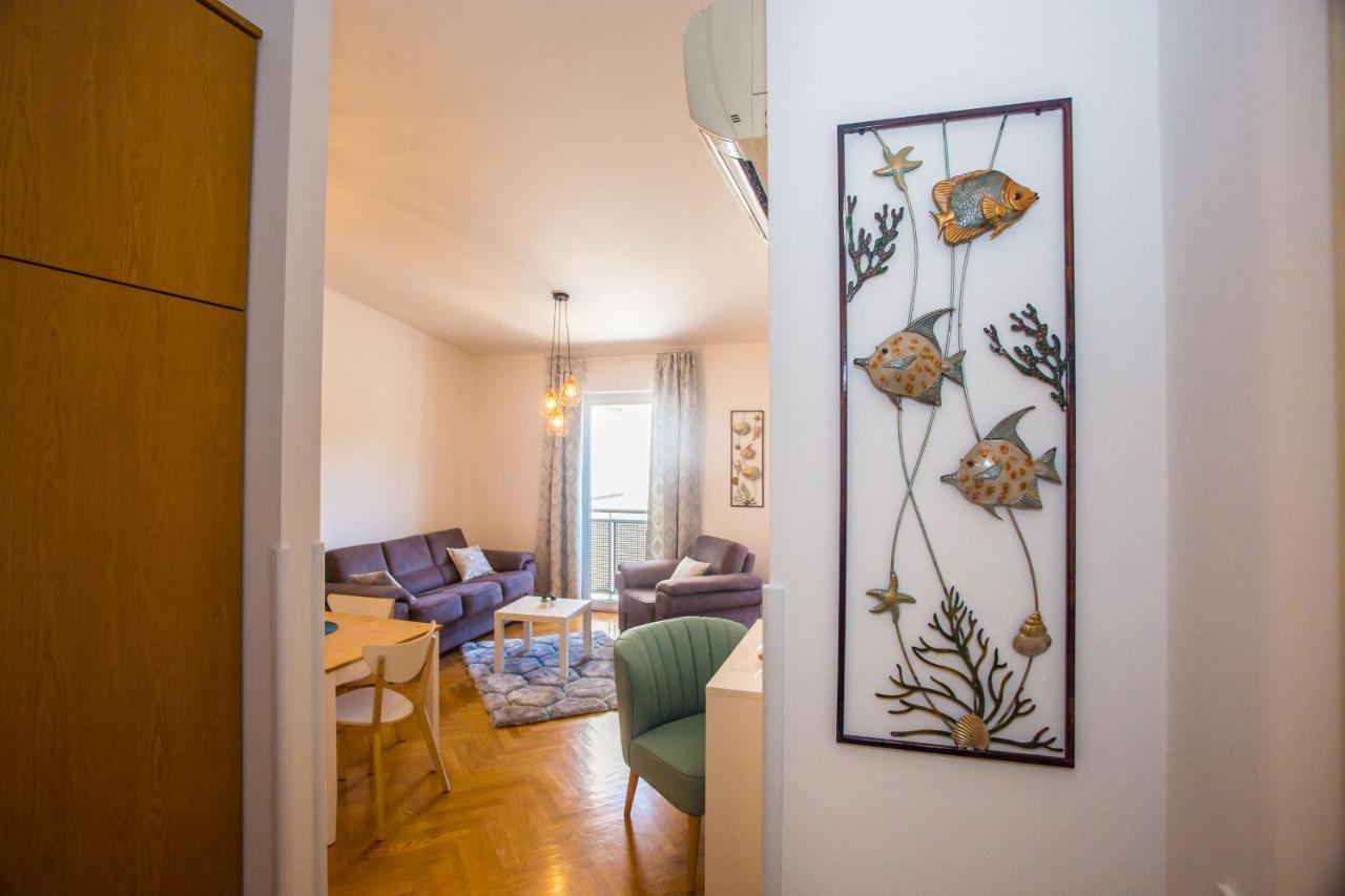 Apartment Dora Near Sea And Center With Private Garage 波雷奇 外观 照片