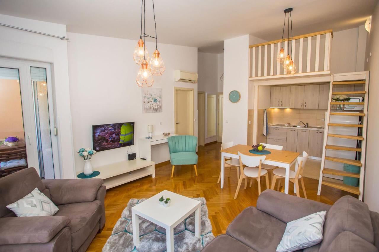 Apartment Dora Near Sea And Center With Private Garage 波雷奇 外观 照片